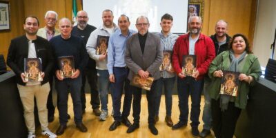 Presentada en Isla Cristina la Revista de Semana Santa 2025, una guía esencial para vivir la tradición cofrade