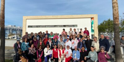 Isla Cristina celebra el Día Mundial de la Salud con una marcha, yoga y desayuno saludable