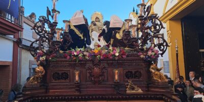 Piedad y Santo Entierro llena de emoción y recogimiento el Viernes Santo en Isla Cristina