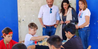 Isla Cristina celebra su I Torneo Intercentros de Ajedrez con gran éxito de participación y ambiente educativo