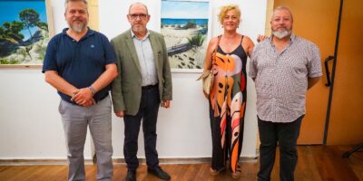 Un viaje a las playas de Huelva a través del arte de Toñi Alcaraz