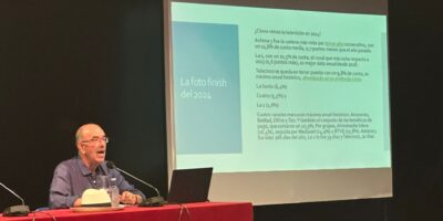 Baldomero Toscano analiza la evolución de la televisión en España en los “Martes Culturales” de Isla Cristina