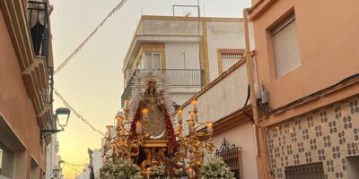 La Pro-Hermandad de Ntra. Sra. del Rosario hace historia en Isla Cristina en el día grande de la patrona