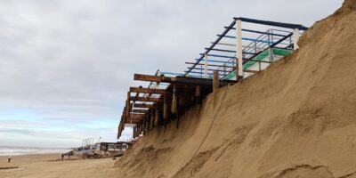 El temporal Francis castiga la Playa Central de Isla Cristina