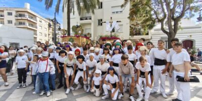 Isla Cristina llenó sus calles de color y tradición con la XXXVIII Festividad de la Cruz